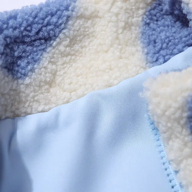 Liora™ - Vändbar jacka med hjärtmönster